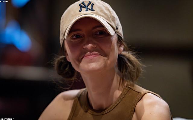 德扑圈俱乐部对战直播